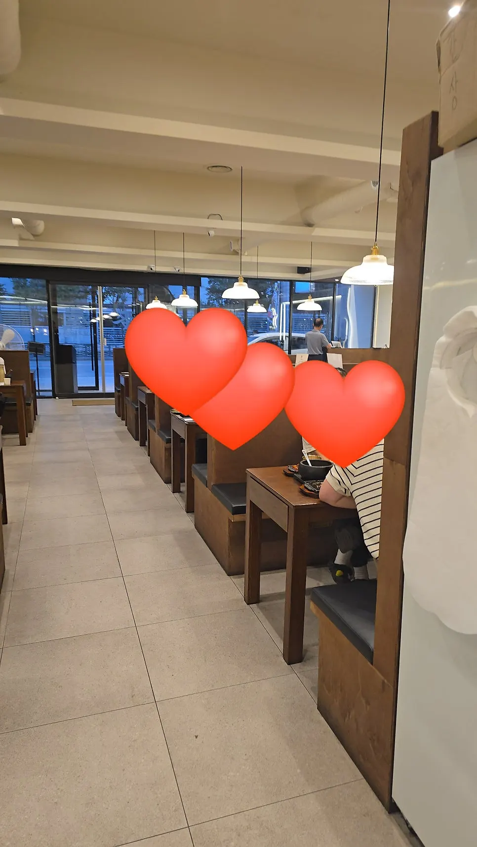 다 비벼 완성한 보리밥 비빔밥