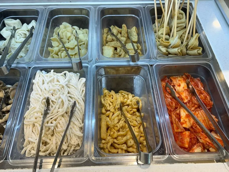 Restaurant space suitable for group meals