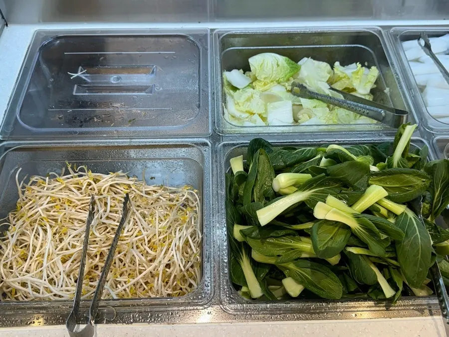 Interior dining area at Pyeonbaek Hoegwan