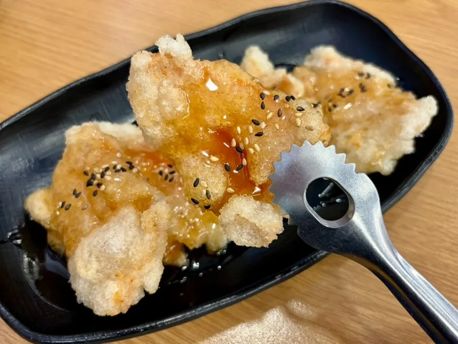 Solo kkwabaerou served with about 5 pieces