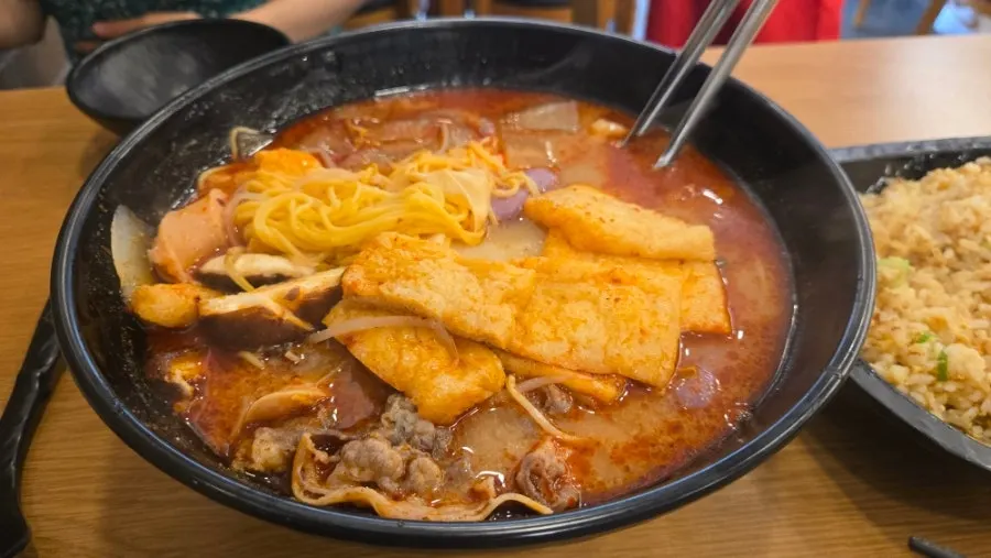 중국 당면과 고구마떡이 들어간 마라탕