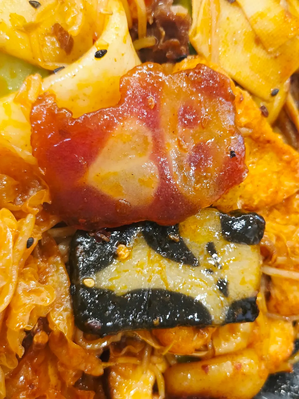 Vertical shot showing the generous portion of mala xiang guo