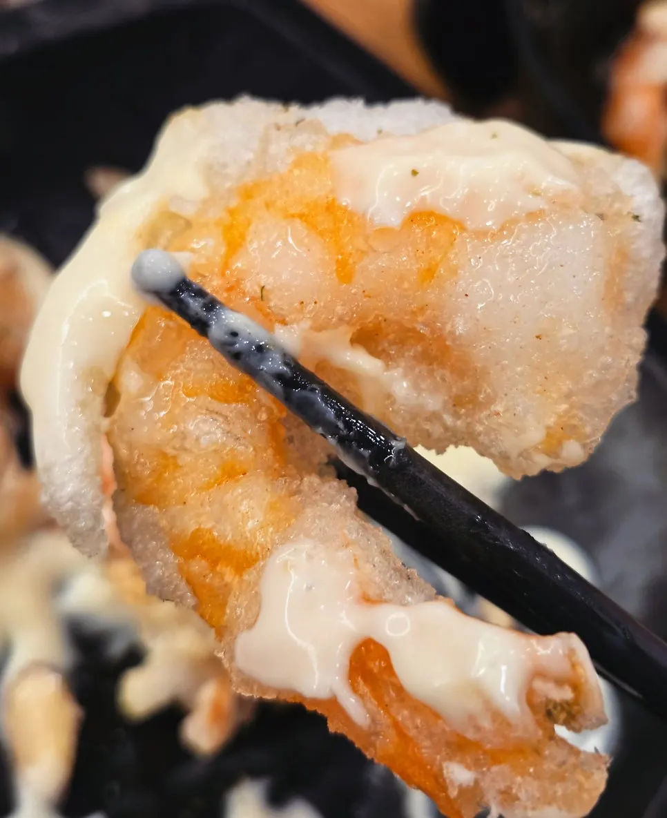 Close-up of lemon cream shrimp in glutinous rice batter