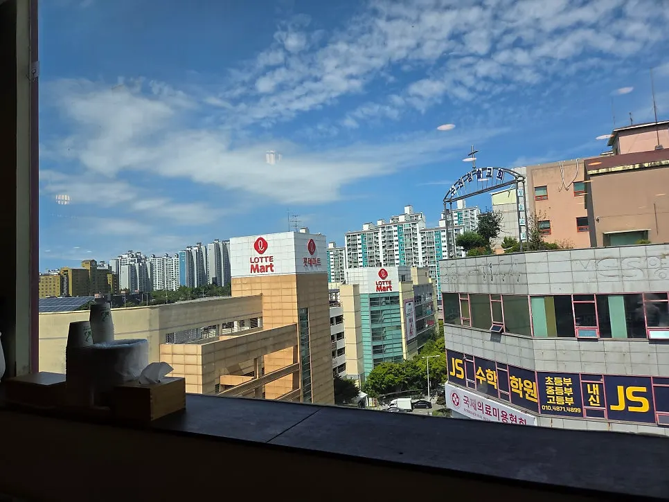 매장 가운데 샐러드바
