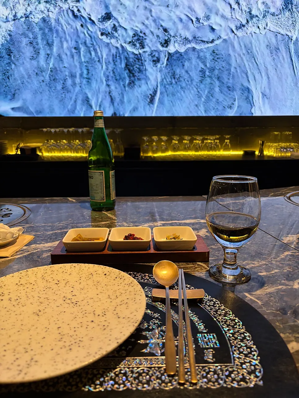 Atmosphere at Woowine's hanwoo omakase course