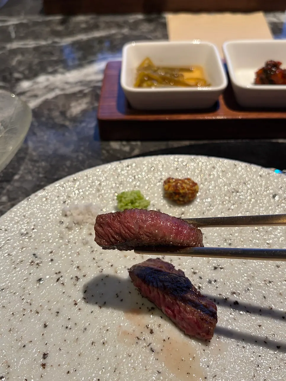 Grilled hanwoo sirloin and chuck flap tail