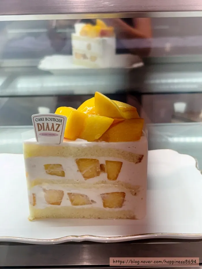 Photo zone corner inside Diaz Cake Boutique