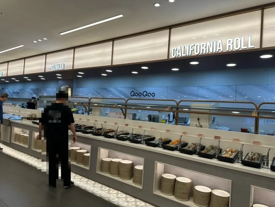 California roll dan berbagai jenis sushi