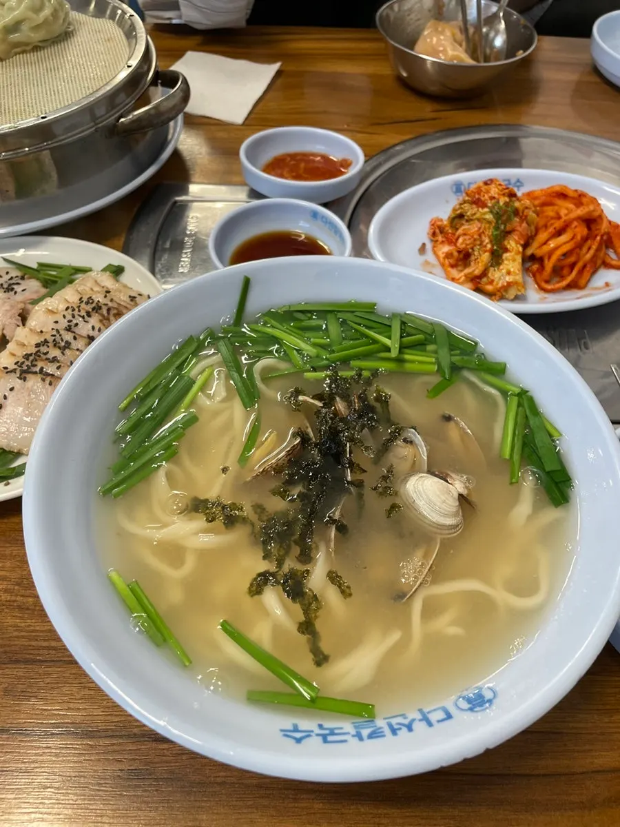 김치 고기 반반만두