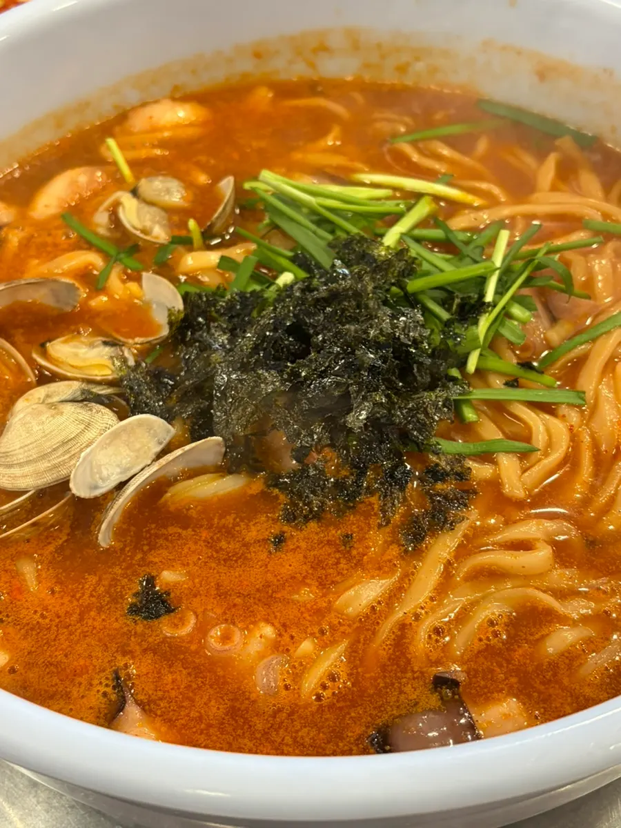 Clams and octopus inside the kal-nakji