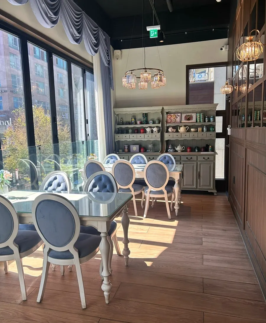 A sunlit window seat