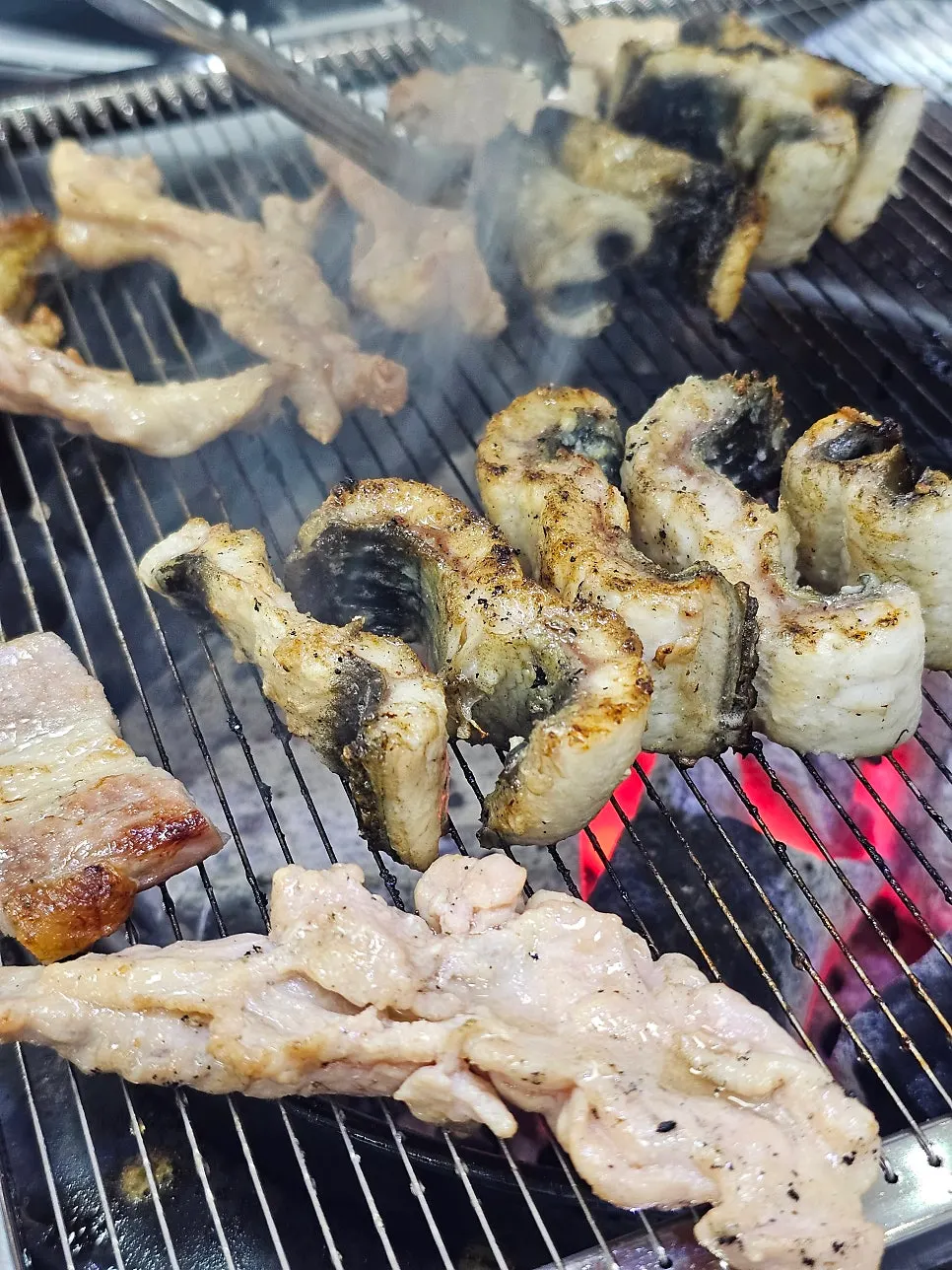 Eel grilled until well-done