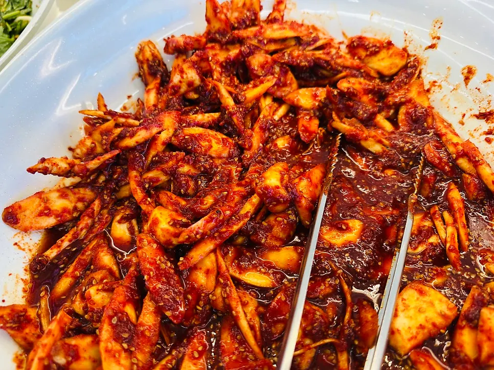 원하는 만큼 담을 수 있는 셀프바