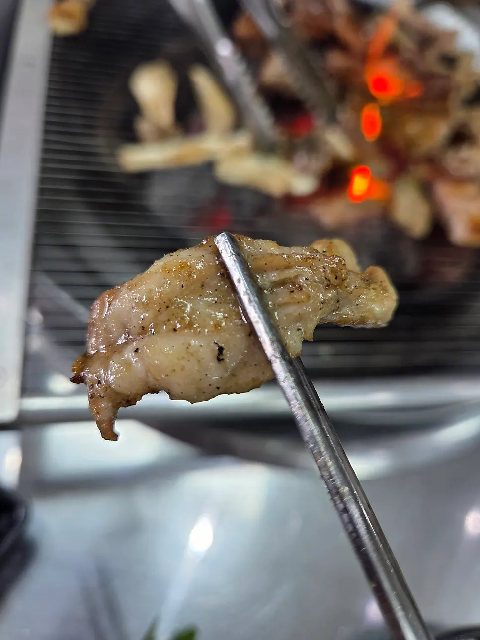 Chewy grilled chicken neck meat