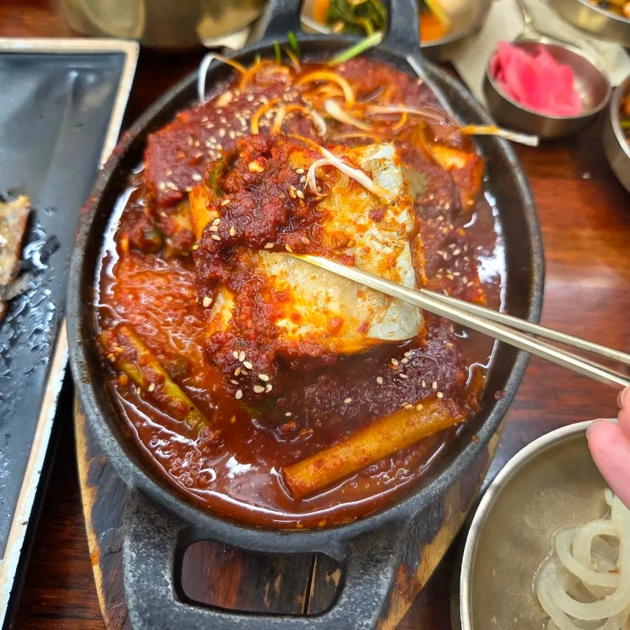 수원 권선동 갈치조림 묵은지 밥 추가, 고등어명품이되다