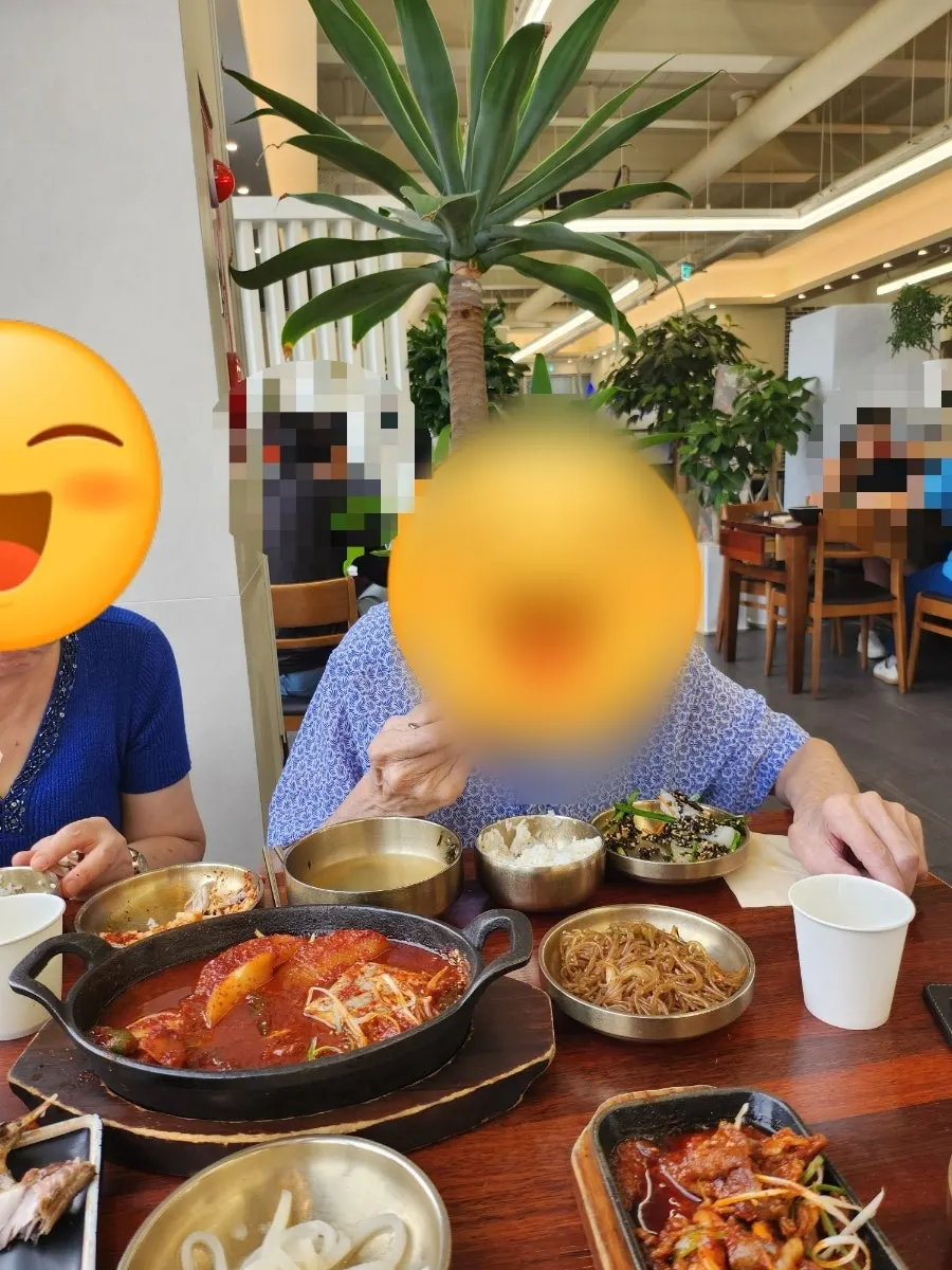 Braised cutlassfish served with rice