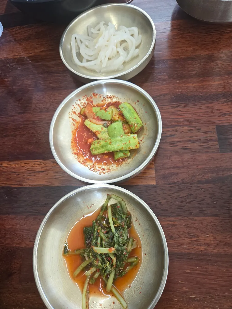 Basic side dishes set out the moment we sat down