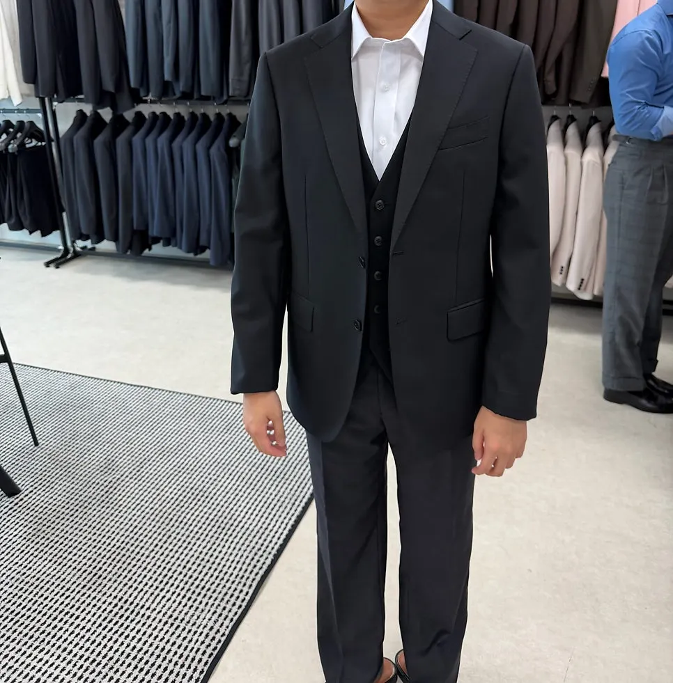Photoshoot outfits available for rental