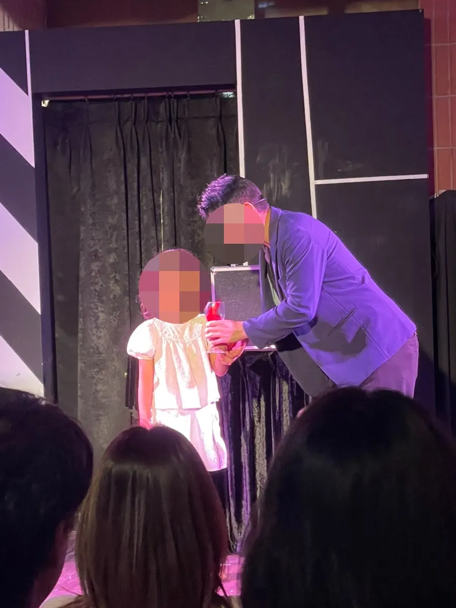어린이 참여 마술 체험 관련 사진