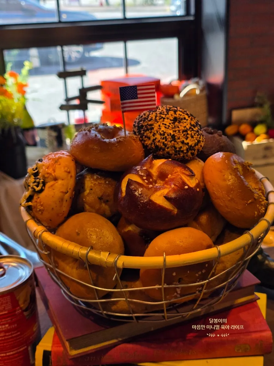 Cute display of mini bagels