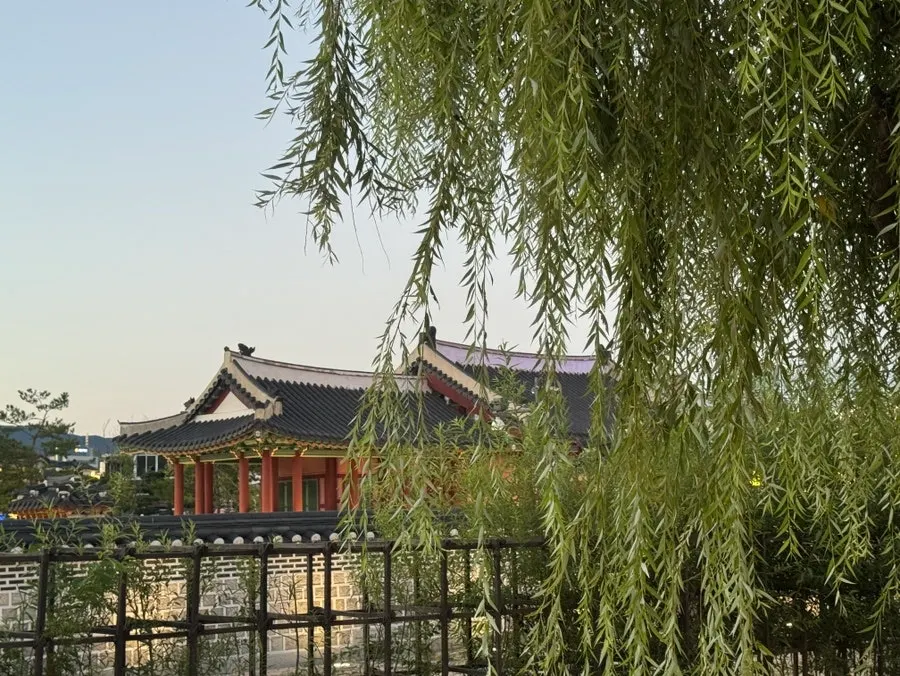 Haenggung-dong scenery near Suwon Hwaseong Fortress