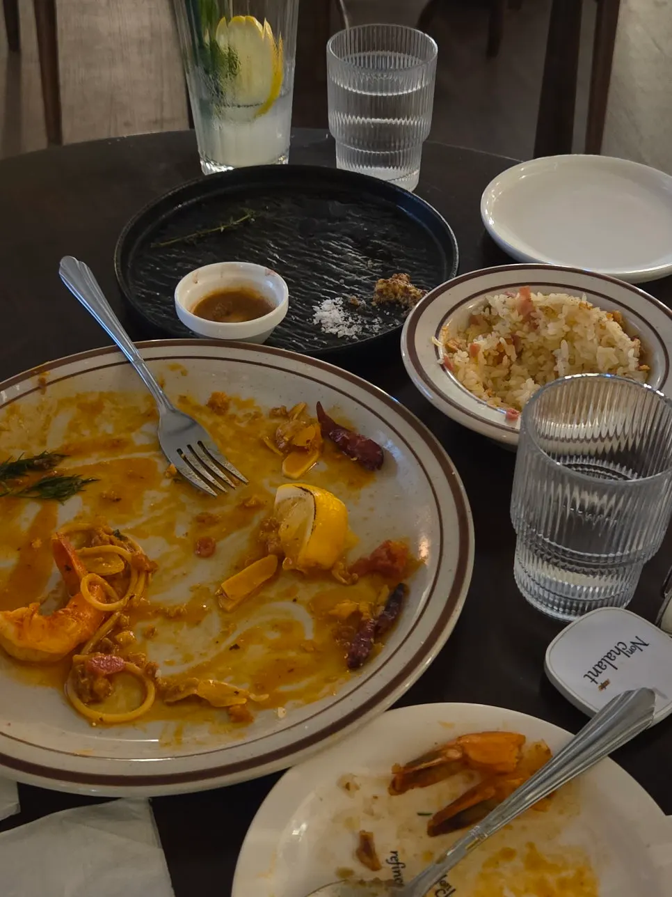 Table with the butter rice and main dishes together