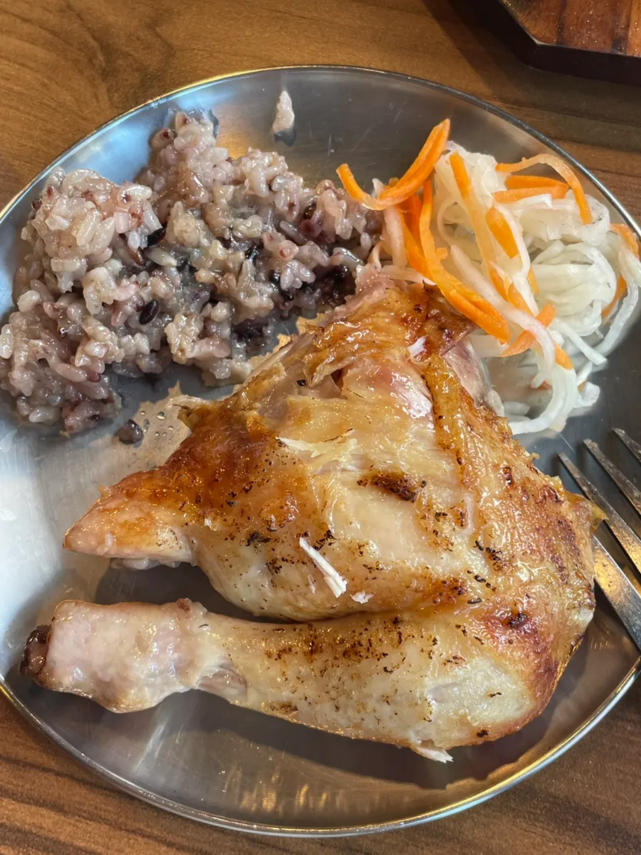 겉바속촉 통닭 살과 한방 누룽지