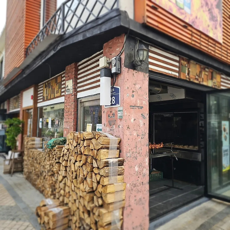 行宮洞巷弄與前往行宮長作韓方雞的路
