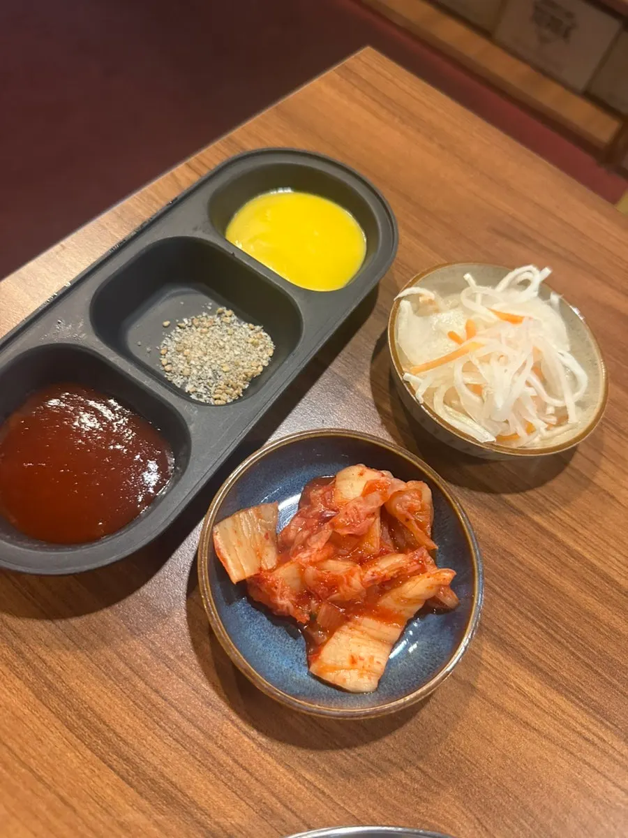 Oak-fired chicken menu and side dish options