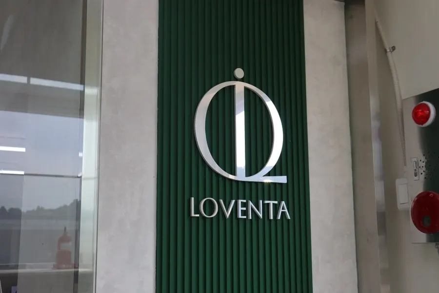 Exterior of the Loventa Suwon Haenggung building
