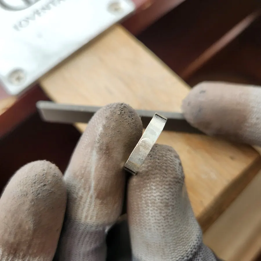 Ether design ring sample with apron and gloves