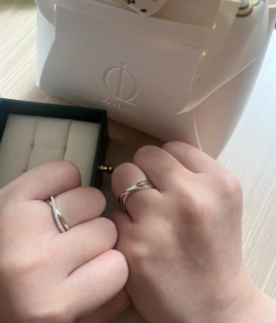 Finished ring packaged in a premium box