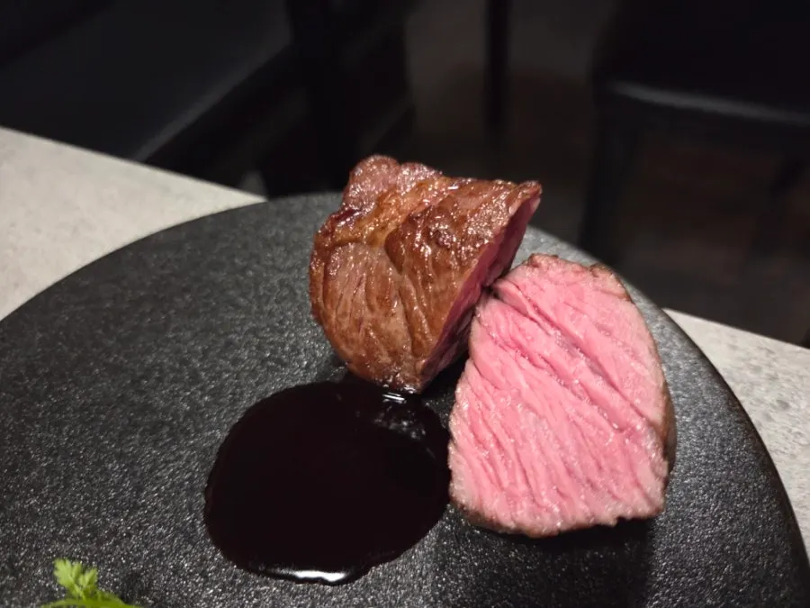 A sliced cross-section of the chuck flap steak