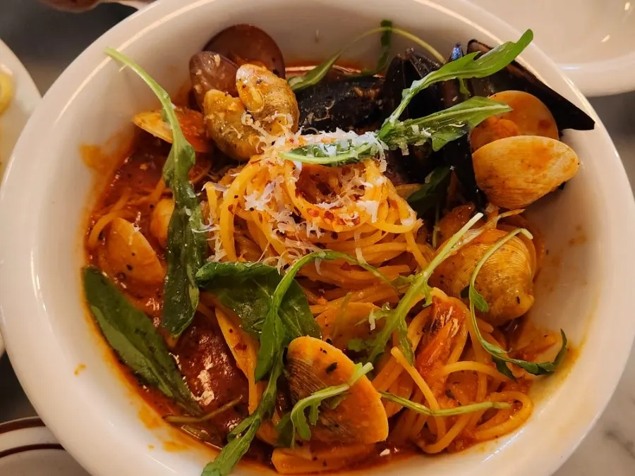 Spicy tomato seafood pasta