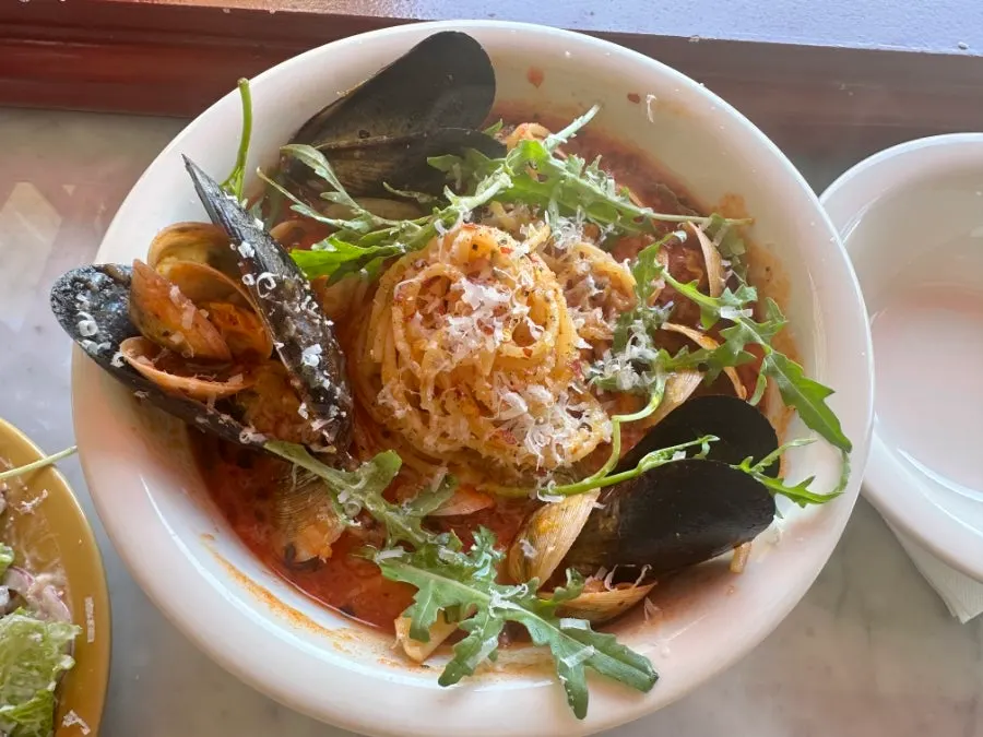 Seafood pesce pasta