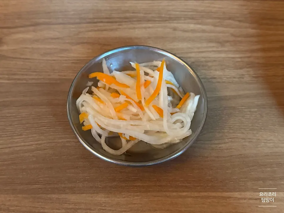Sweet and tangy pickled side dish