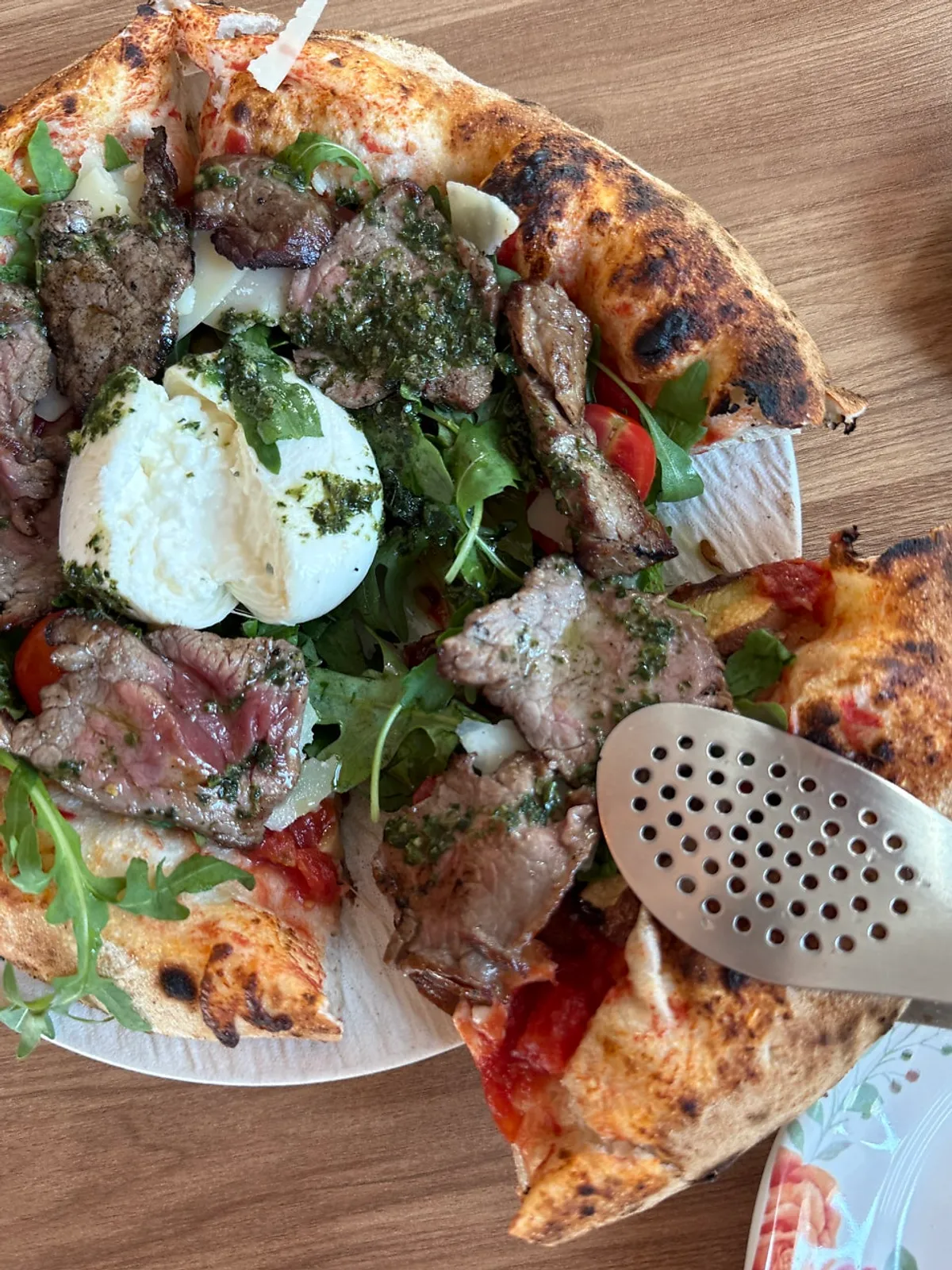 Steak burrata pizza at The European Haenggung Main Branch in Haenggung-dong, Suwon