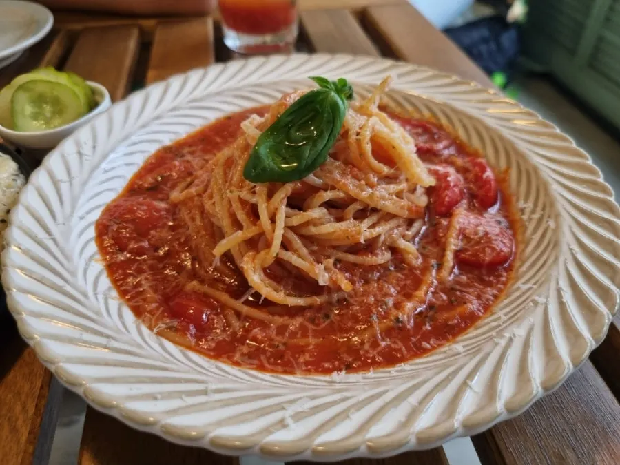 바질토마토파스타