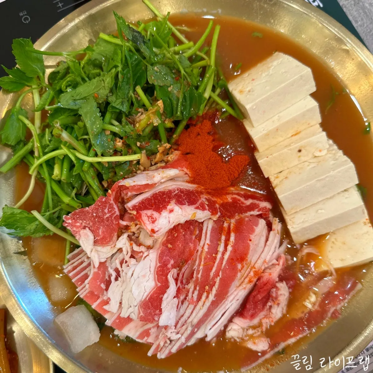 Korean meal spread at Ok Doenjang Suwon Hommaesil Branch