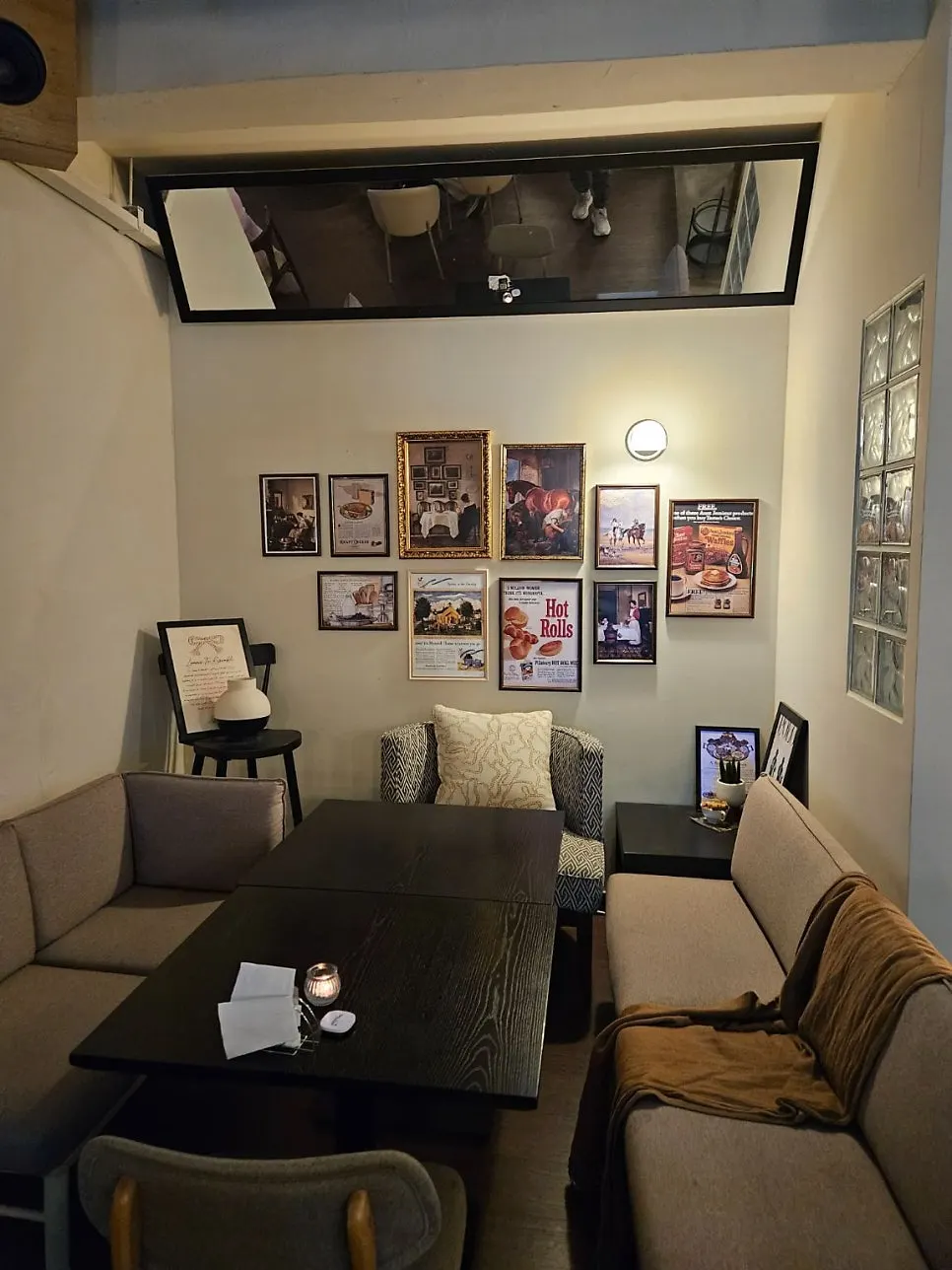 Wall with projector visuals and LP records