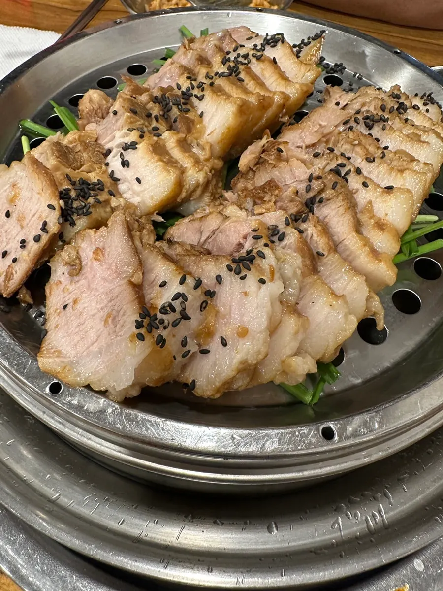 식사 후반 다선칼국수 본점 테이블
