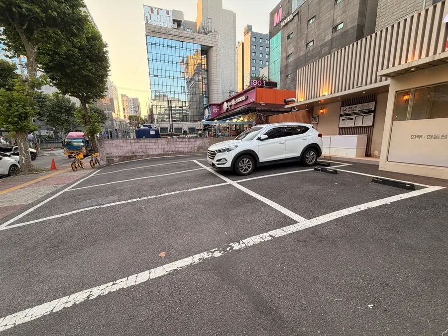 Exterior view of Yeongpo Hwa-ro Ingye Branch