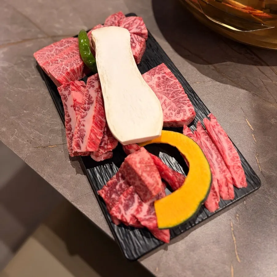 Hanwoo platter plated separately by cut