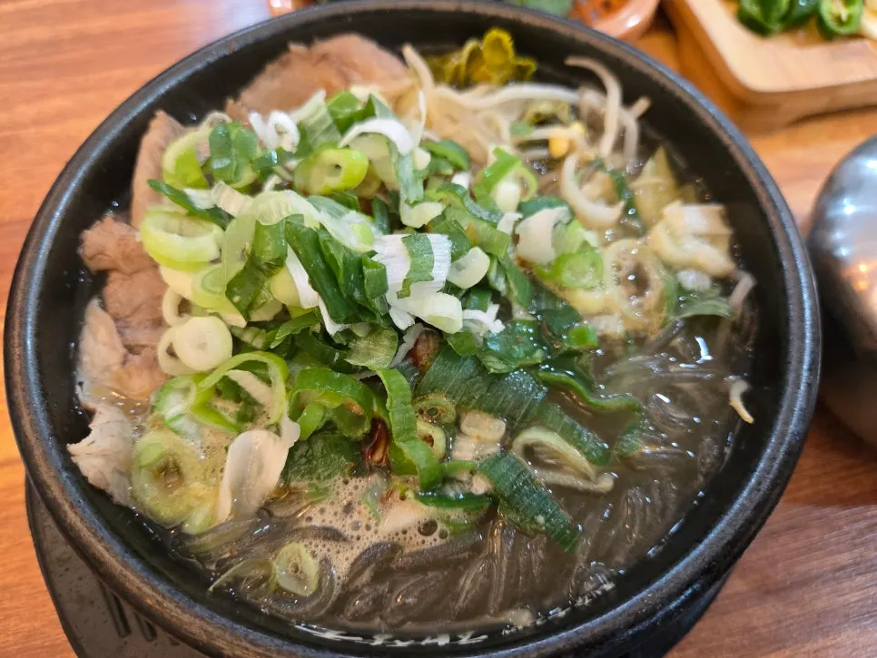 Hangover soup boiling in a stone pot
