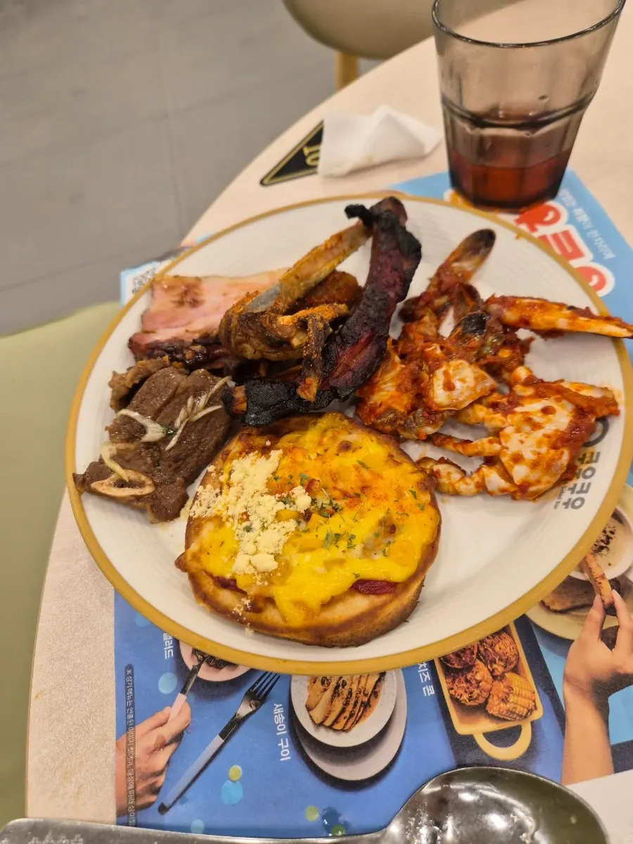 Food from the buffet cooking counter