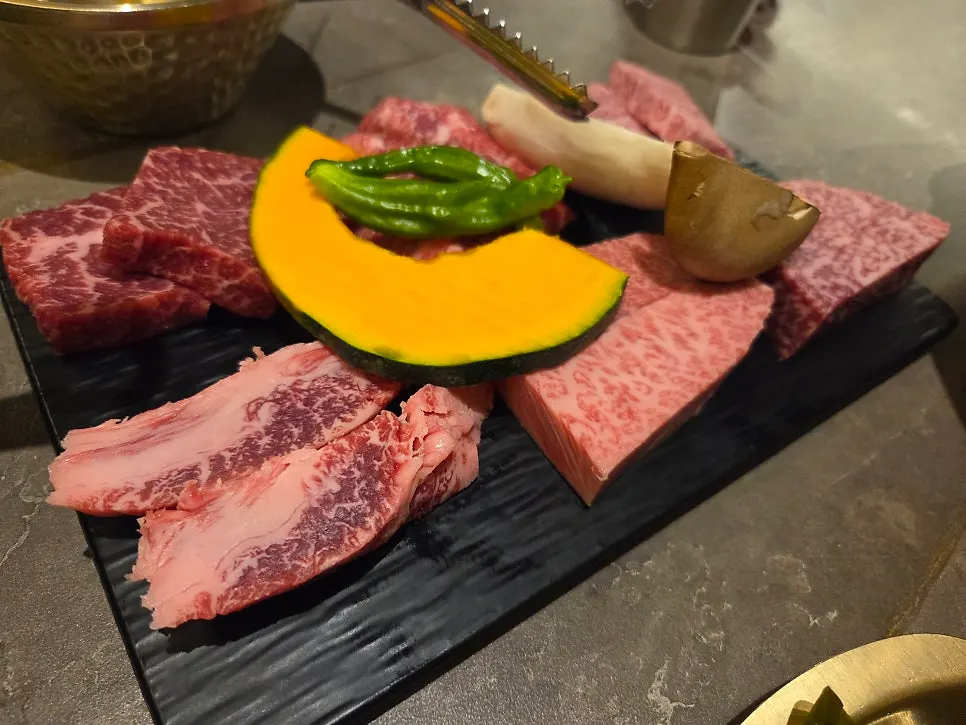 Hanwoo assortment with several cuts of beef