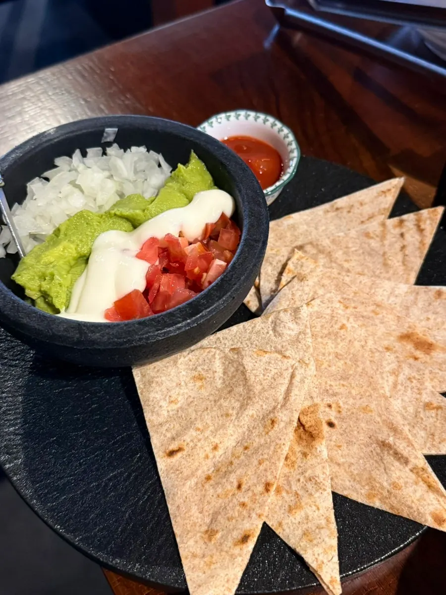 Review-event guacamole tortillas