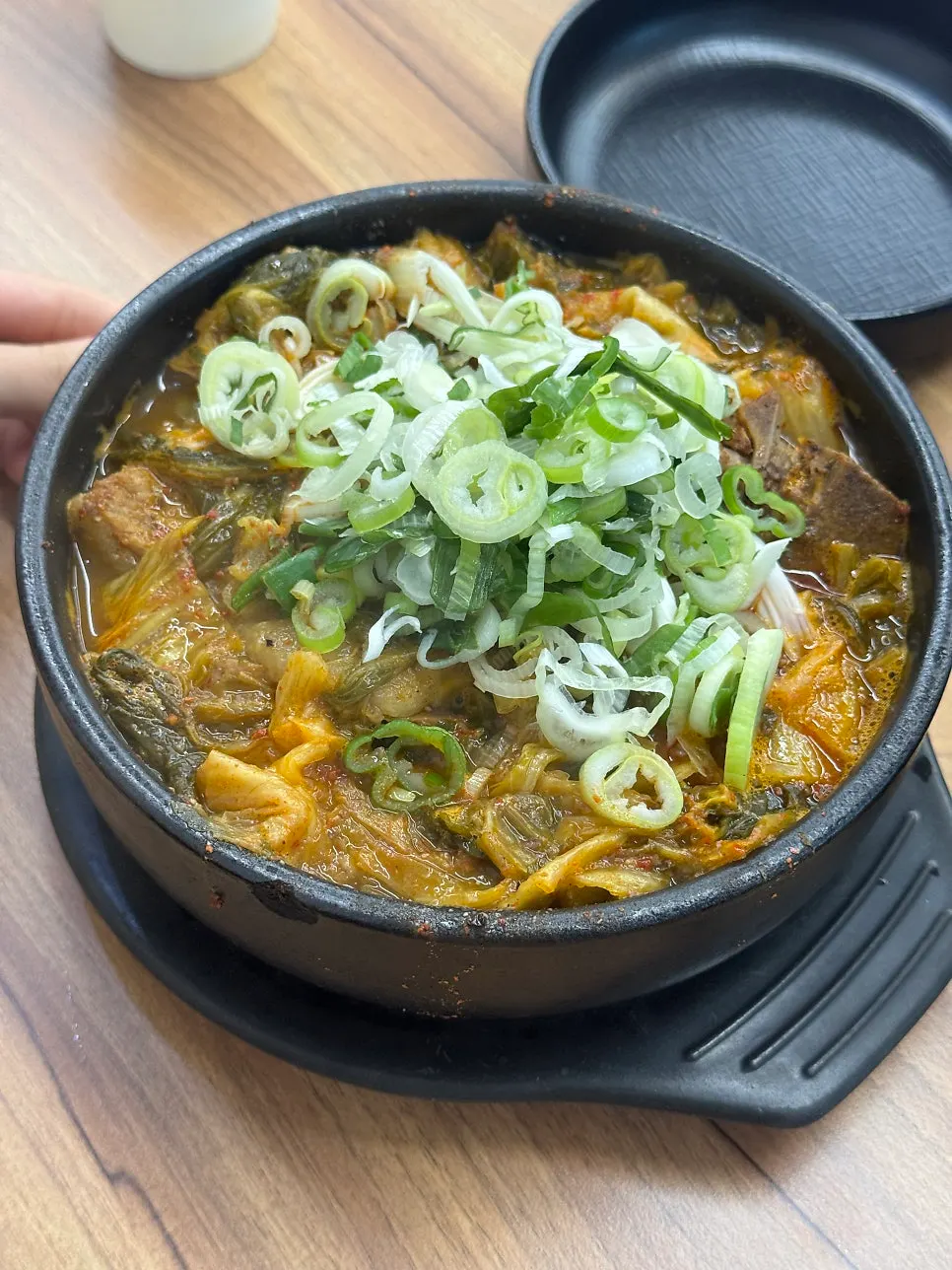 Order of ugeoji hangover soup and gopchang seonji soup