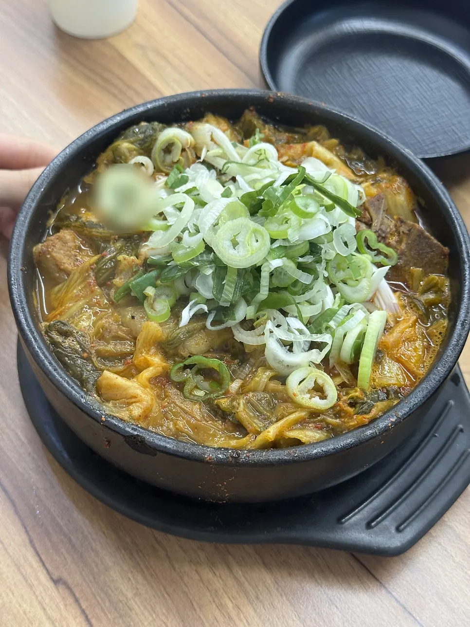 Order of ugeoji hangover soup and gopchang seonji soup