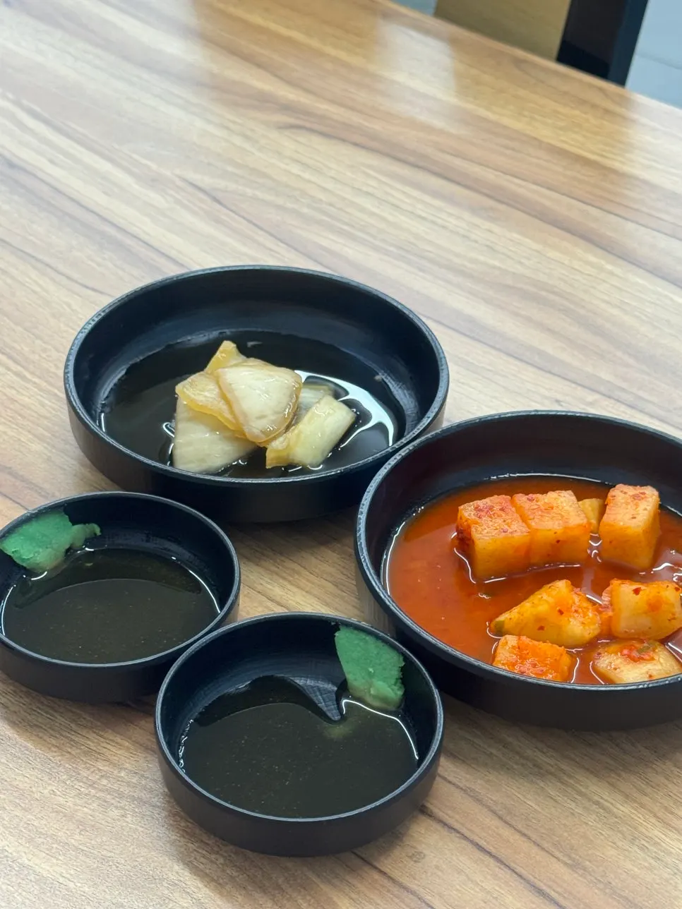 Hangover soup with basic side dishes